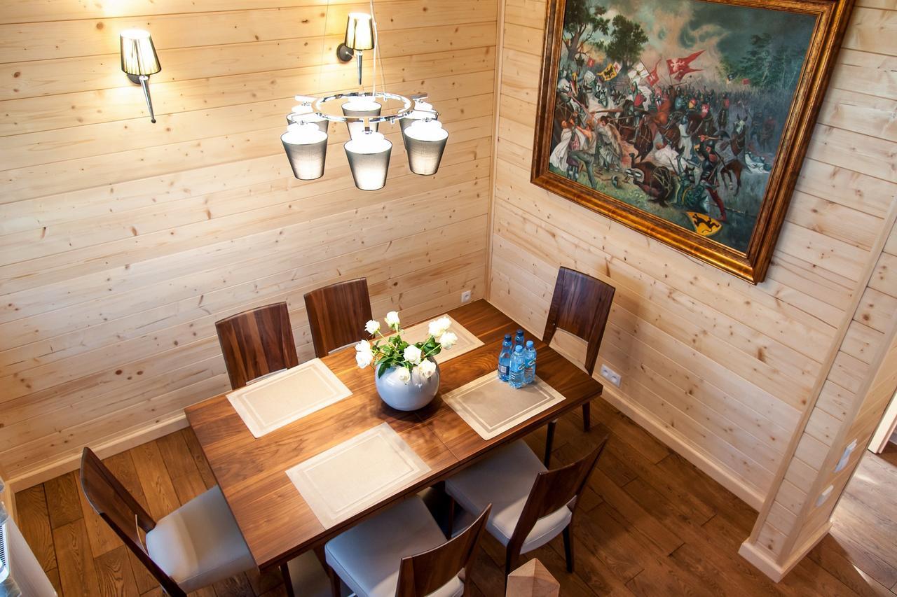 Dom Jeziorna Lodge