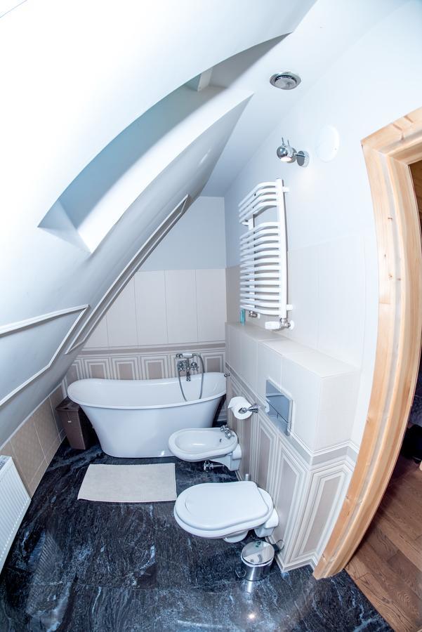Lodge Dom Jeziorna *